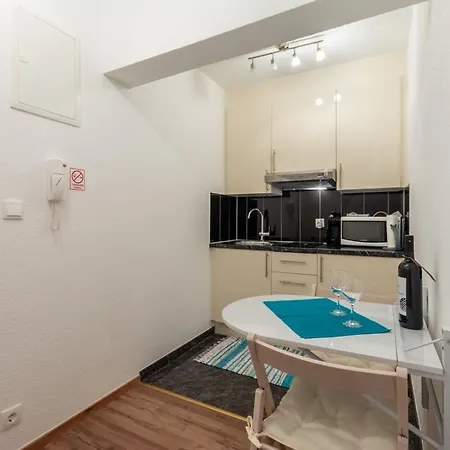 Palma -studio With Balcony And Sea View Mali Stanici